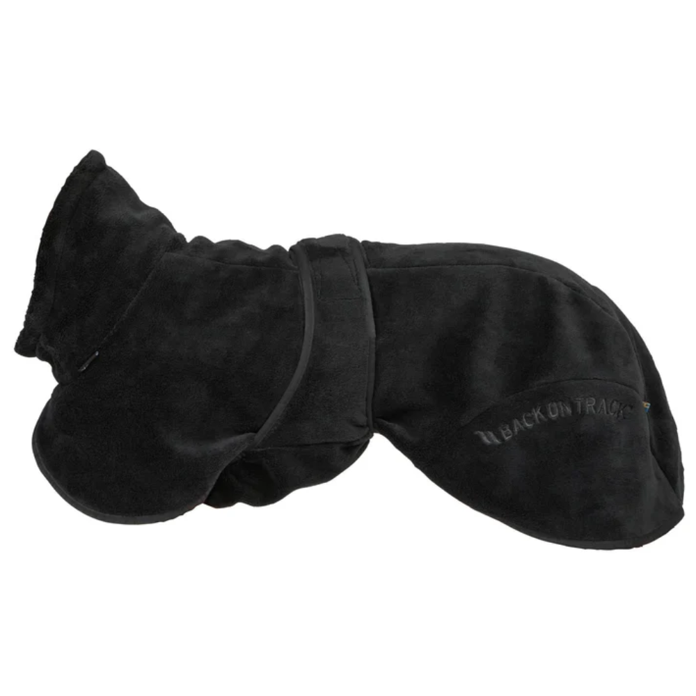Bay Dry Coat Low Set Tail 40-50 cm Black