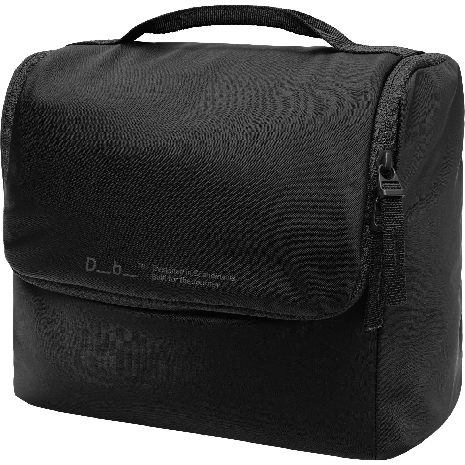 Db Essential Wash Bag M