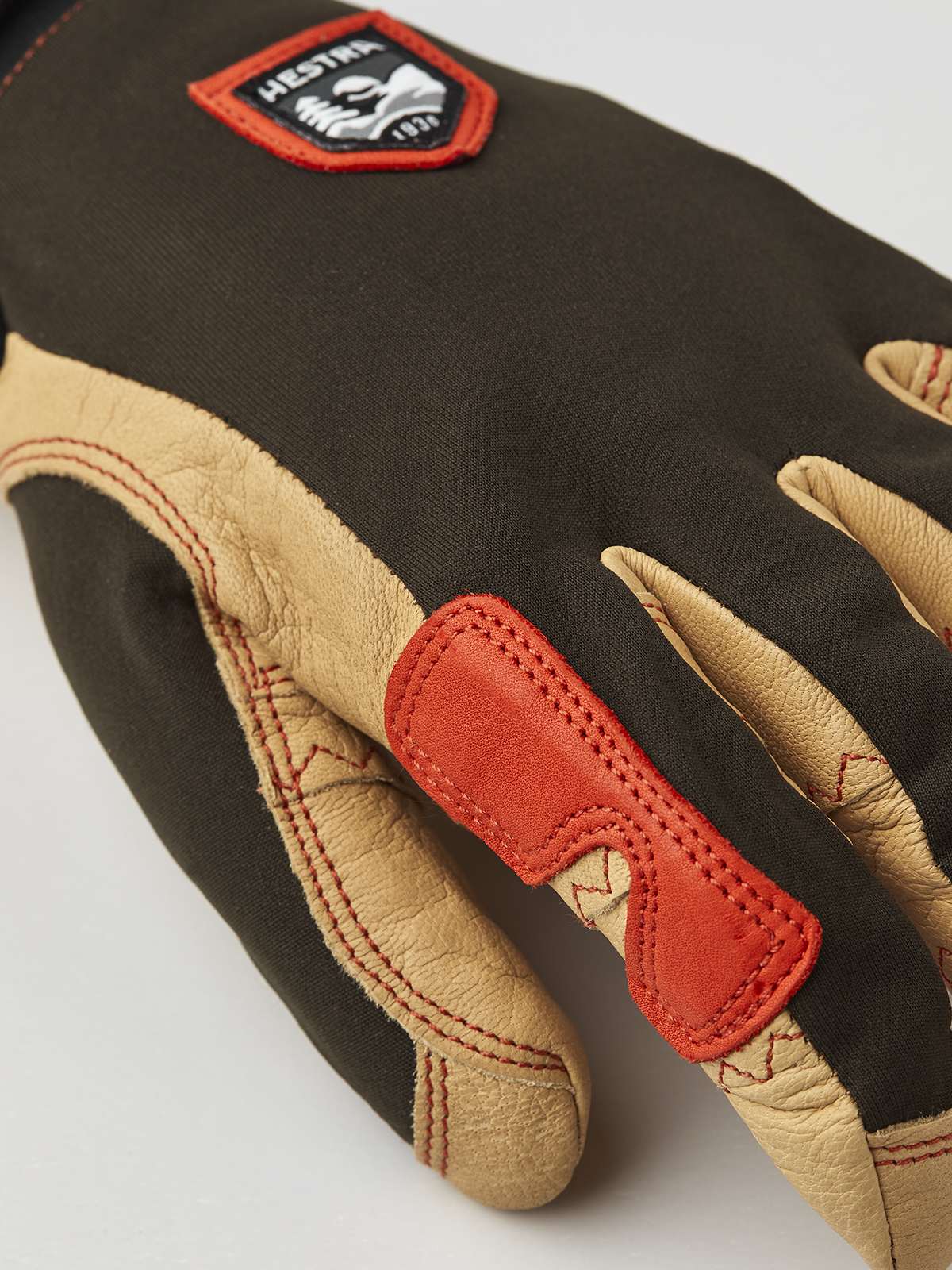 Ergo Grip Active 5-finger Dark Forest & Naturbrun
