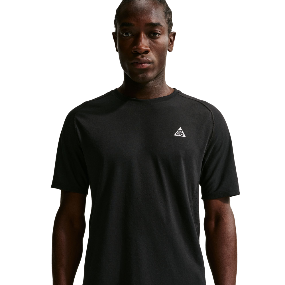 M's Acg "Solar Chase" Dri-Fit Adv Trail Running Top Black/Black/Summit White